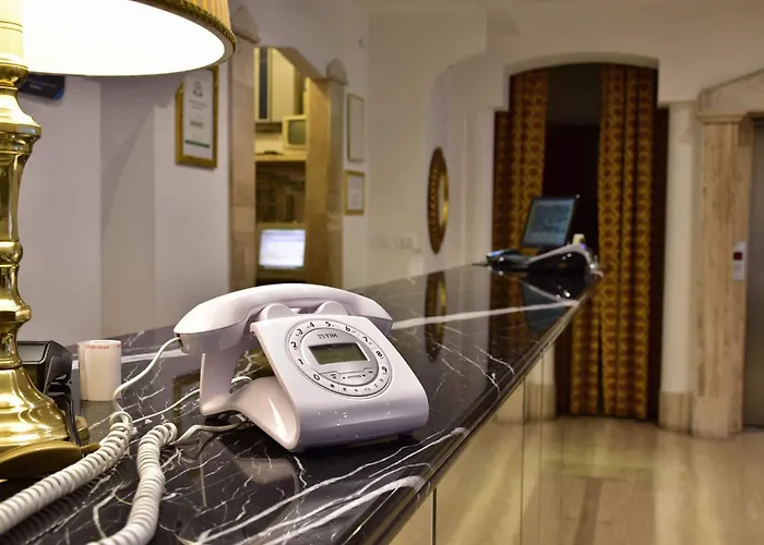 Отель Canova Рим