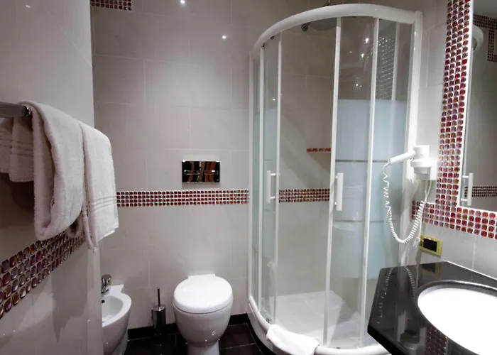 Canova Szálloda 3*