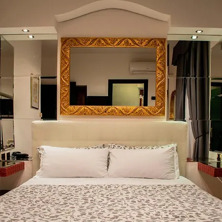 ホテル カノーヴァ ローマ