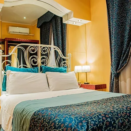 カノーヴァ ホテル 3*