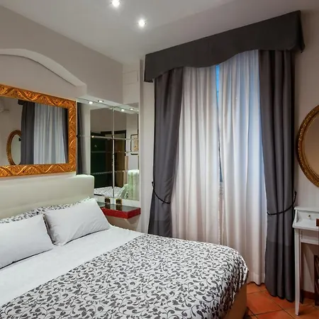 ホテル カノーヴァ 3*