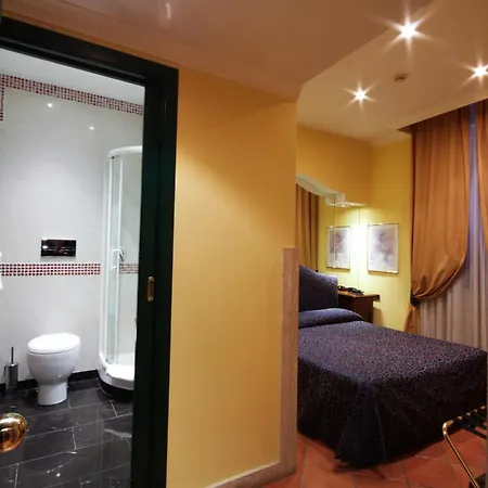 ホテル カノーヴァ ローマ